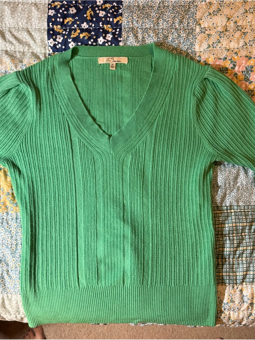 La Serena Green Ribbed V-Neck Short Sleeve Top